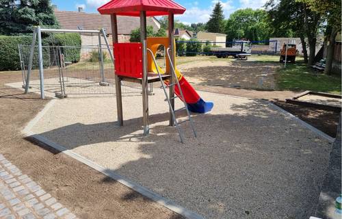 29 Spielplatz Fienstedt (1)